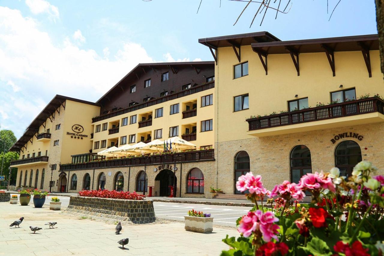 Hotel Carmen Predeál Kültér fotó