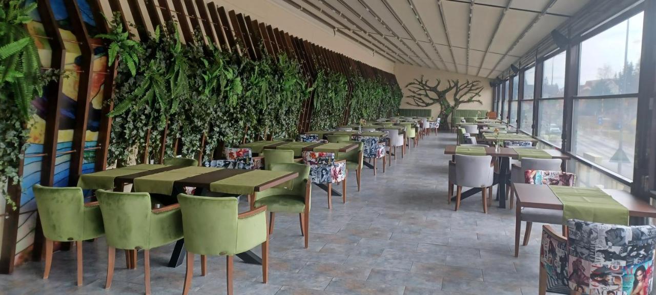 Hotel Carmen Predeál Kültér fotó